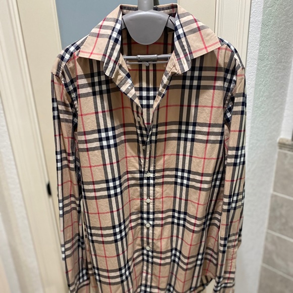 Burberry Other - Burberry men’s shirt large nova check